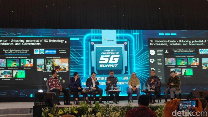 Sejak diluncurkan dua tahun lalu, teknologi 5G di Indonesia terasa jalan di tempat. Beberapa pelaku industri pun membeberkan harapannya kepada Kementerian Komunikasi dan Informatika (Kominfo), mengenai apa yang mereka butuhkan supaya jaringan ini bisa bergerak.
