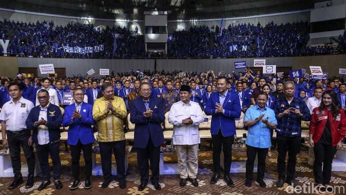 Demokrat Resmi Dukung Prabowo Capres 2024 Partai Demokrat menggelar Rapimnas terkait arah dukungan capres 2024 di JCC, Jakarta, Kamis (21/9). Demokrat memastikan mendukung Prabowo sebagai capres 2024.