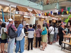 Serunya Foodies Berburu Kuliner Nusantara yang Tumplek Blek di Surabaya