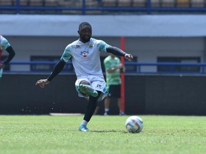 Levy Madinda Mulai Nyetel dengan Gaya Main Persib
