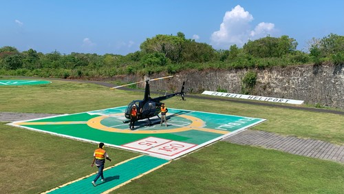 Salah satu helikopter milik Fly Bali di Heliport Ungasan, Badung, Bali, Kamis (25/5/2023).