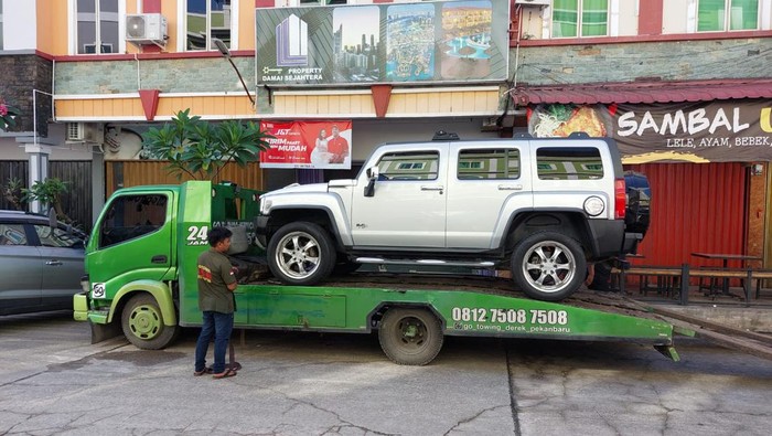 KPK Sita Mobil Mewah Andhi Pramono, Ada Hummer hingga Toyota Roadster (dok Istimewa)