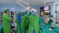 Tim medis bedah jantung RS EMC Cikarang telah berhasil melakukan operasi bypass jantung koroner atau dalam bahasa medis disebut operasi Coronary Artery Bypass Graft (CABG) pada sejumlah pasien pria dengan tingkat keberhasilan 100%.