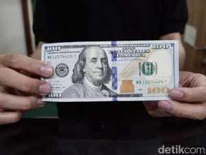Irak Larang Penarikan Tunai dan Transaksi Dolar AS Mulai 1 Januari 2024