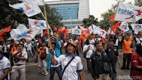Sebelumnya, Presiden Partai Buruh Said Iqbalalasan meminta kenaikan upah sebesar 15% sudah disampaikan jauh-jauh hari sebelumnya. Yakni, bahwa Indonesia sudah masuk sebagai negara Upper Middle Income Country, dengan pendapatan per kapita minimal USD 4.500 per tahun.  
