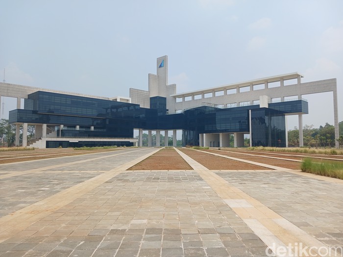 Megahnya Kampus UIII di Depok Jawa Barat