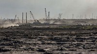 Kawasan Industri Kalimantan adalah “proyek strategis nasional yang dimaksudkan untuk menjadikan Indonesia sebagai produsen utama sumber daya strategis. Rencananya KIPI akan menggandakan luas kawasan tersebut menjadi sekitar 30.000 hektar, menjadikannya salah satu kawasan industri terbesar di dunia.  