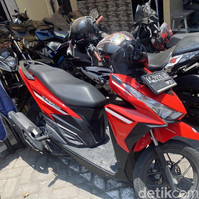 Motor tak bertuan surabaya