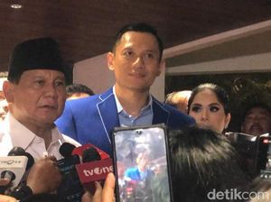 Prabowo Tersanjung Dinyanyikan SBY Lagu Kamu Nggak Sendirian