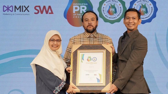 Praxis Raih Penghargaan PR Practitioners of the Year 2023 Ajang The 16th Indonesia PR of The Year 2023 sukses digelar di Jakarta. Praxis meraih PR Practitioners of the Year 2023 kategori PR Agency dengan predikat Excellent.
