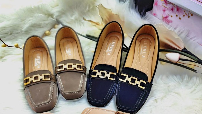 Sepatu kantoran buatan lokal yang cantik