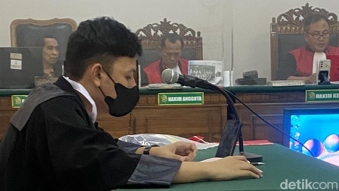 Sidang tuntutan curanmor di PN Surabaya
