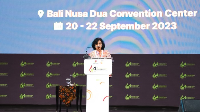 Staf Ahli Menteri Bidang Energi KLHK Haruni Krisnawati