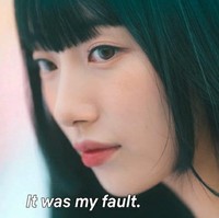 Drama yang diadaptasi dari webtoon itu menampilkan Suzy dengan potongan rambut hime cut. Dia menghidupkan karakter Lee Doona dari webtoon aslinya.   Foto: dok. Netflix