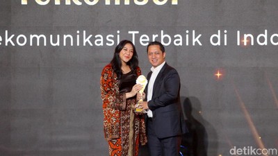 Telkomsel Dinobatkan Jadi Operator Telekomunikasi Terbaik di Indonesia
