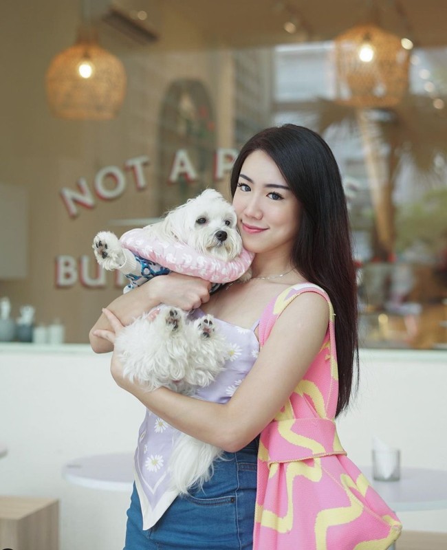 Hingga saat ini Chloe sudah memiliki sekitar 62.900 pengikut di Instagramnya. Foto-foto unggahannya pun terlihat kerap mendapat komentar pujian dari para netizen. Foto: Instagram/@vietyanachloe