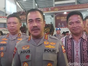 Atasi Kesulitan, Wakapolri Sebar 5.000 Sembako ke Masyarakat Sumut
