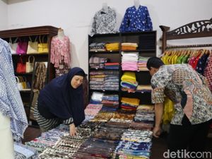 Asa Pedagang di Baltos Bandung Ogah Tumbang di Medan Perang
