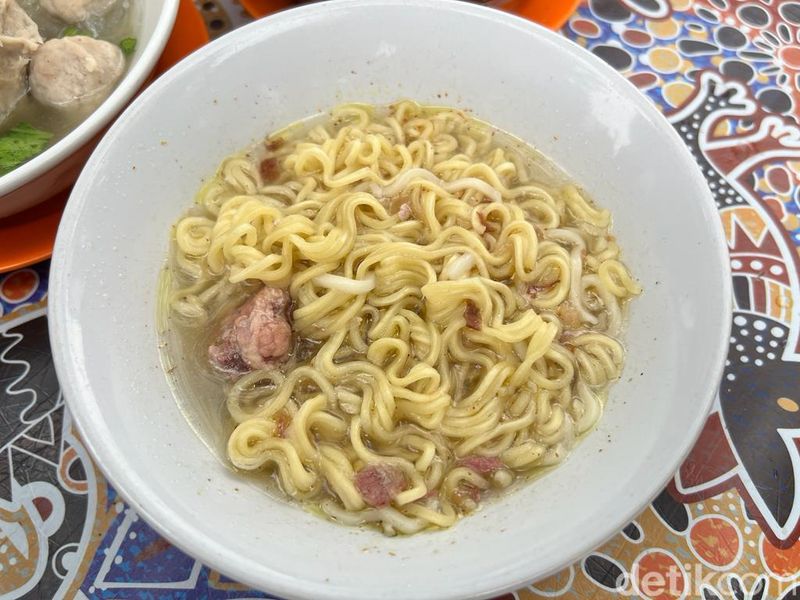 Bakso Mas Boy, Bakso Viral di BSD yang Omzet Seharinya Rp 9 Juta!