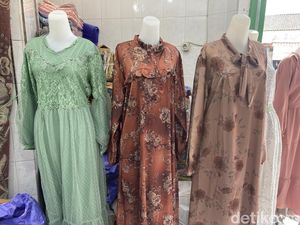 Tren Baju Bangkok Kuasai Pasar Busana di Medan