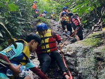 Healing Sambil Body Rafting di Curug Naga Bikin Galau Hilang