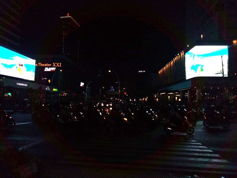 Chitato rilis rasa baru dengan tampilkan videotron interaktif