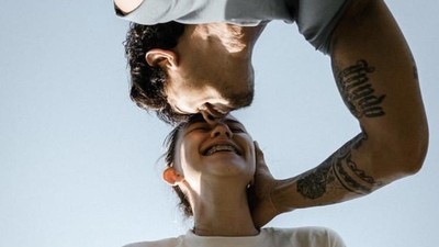 7 Foto Mesranya Fandy Christian dan Dahlia Poland Usai Kasus Selingkuh