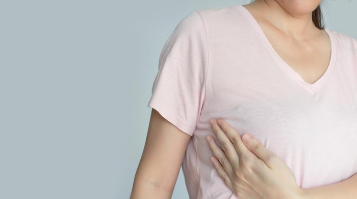 Niat Pamer Dada saat Resepsi, Wanita Tewas usai Implan Payudara Jelang Nikah