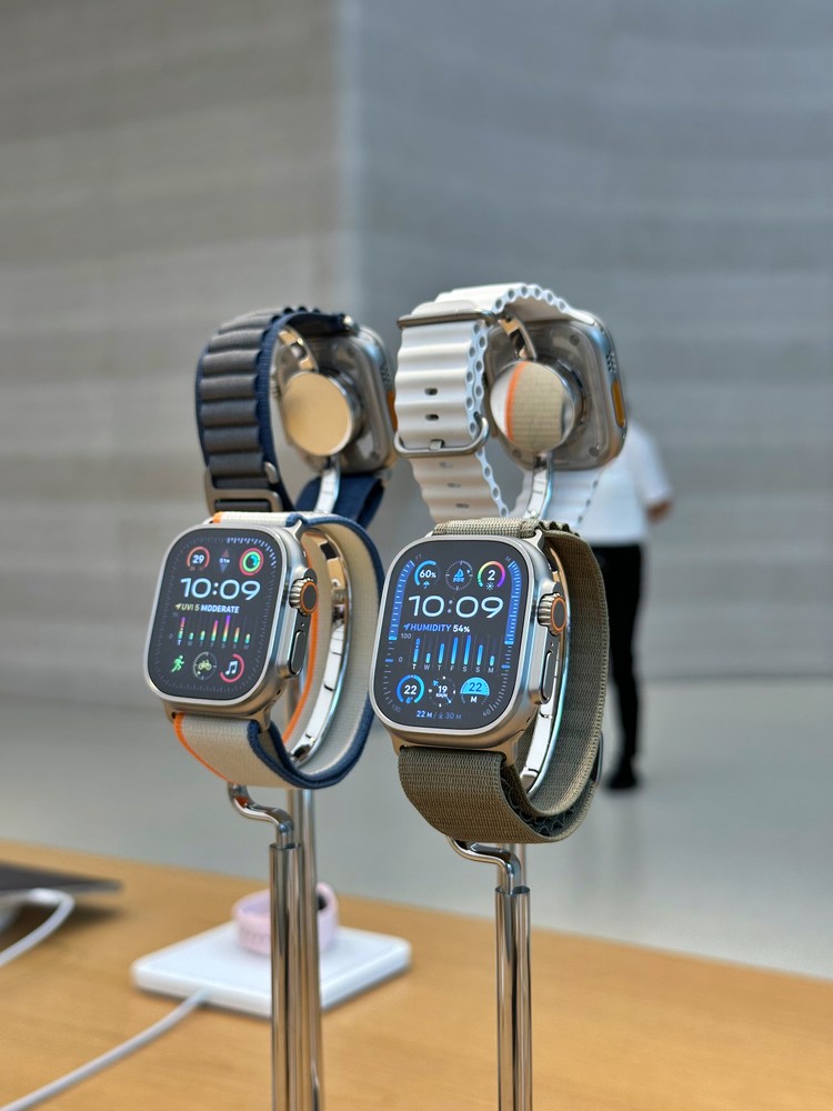 iPhone 15 Pro iPhone 15 Pro