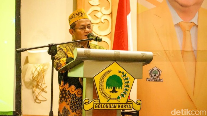 Ketua DPD Golkar Jatim M Sarmuji