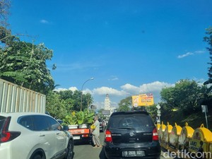Awas, Jalan Menuju Puncak Macet Jelang Akhir Pekan