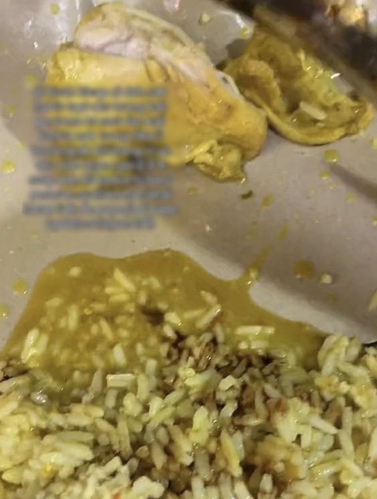Jijik! Wanita Ini Temukan Kecoak 'Berenang' di Botol Kecap