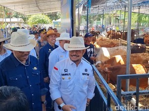 Mentan Syahrul Dorong Peternak Serap Kredit Usaha Rakyat