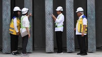 Dirjen Cipta Karya, Kementerian PUPR, Diana Kusumastuti menargetkan pemasangan bilah Garuda dengan jumlah total 4.650 bilah tersebut dapat diselesaikan pada bulan Maret 2024.   