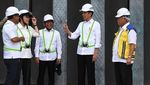 Momen Jokowi Pasang Bilah Pertama Garuda di Kantor Presiden IKN