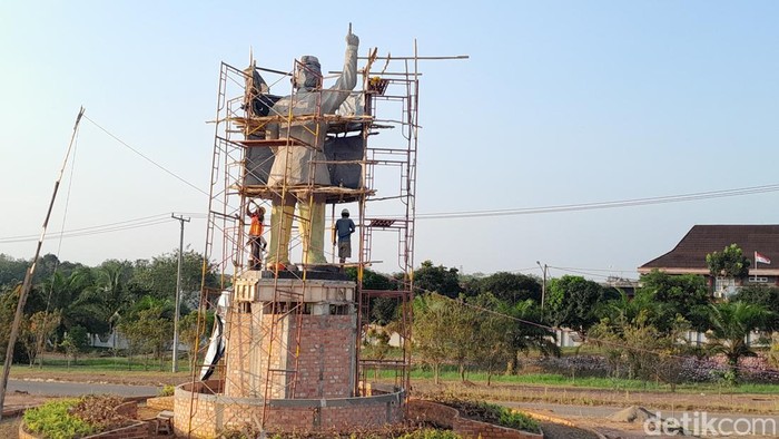 Patung Bung Karno yang sempat viral ditutup wajahnya
