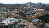 Suasana pembangunan kawasan Ibu Kota Nusantara (IKN), Penajam Paser Utara, Kalimantan Timur, Jumat (22/9/2023).