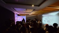 Senada dengan tema besar Vredeburg Fair 2023, Pameran Temporer Museum ‘SATOE’ mengangkat kisah perjuangan selama Periode Revolusi di Yogyakarta. Berbagai elemen masyarakat, termasuk siswa, ramai mengunjungi pameran ini. (Foto: Museum Vredeburg)