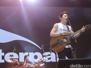 Ariel Tanggapi Santai Pengakuan Andika Didepak dari Peterpan
