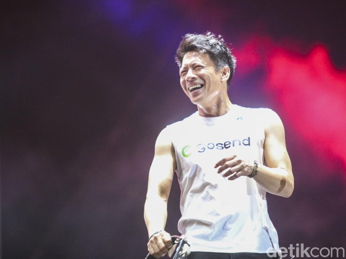 Ariel NOAH tampil sebagai Ariel Peterpan di Pestapora pada Jumat (22/9/2023) malam.