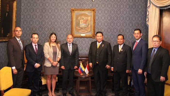 BNN bertemu dengan Sunad Venezuela