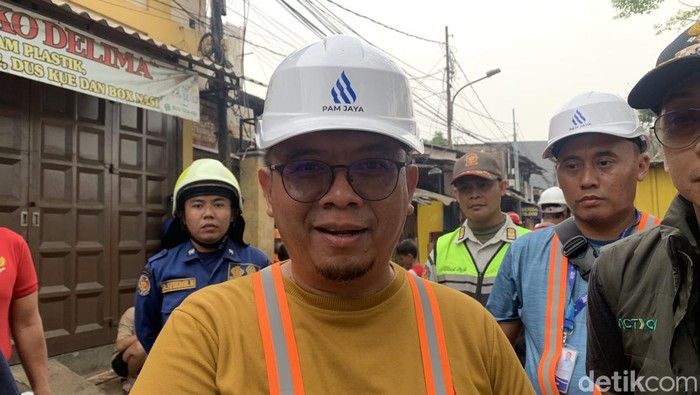 Direktur Teknik PAM Jaya Untung Suryadi.