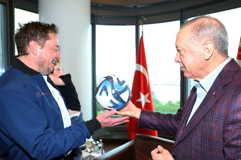 Elon Musk bertemu Erdogan di New York.