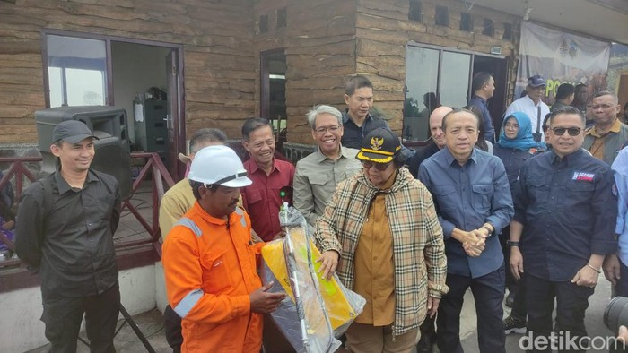 Menteri LHK memantau kawasan Bromo usai kebakaran Menteri LHK memantau kawasan Bromo usai kebakaran