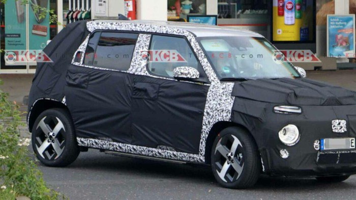 Mobil listrik kecil Hyundai. Mobil listrik kecil Hyundai.
