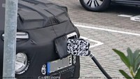 Mobil yang disebut-sebut akan menjadi Hyundai Casper EV itu akan menggunakan baterai yang sama dengan Kia Ray. Sehingga, mobil bisa melaju hingga 205 km hanya dengan sekali cas. Foto: Roads & Rants