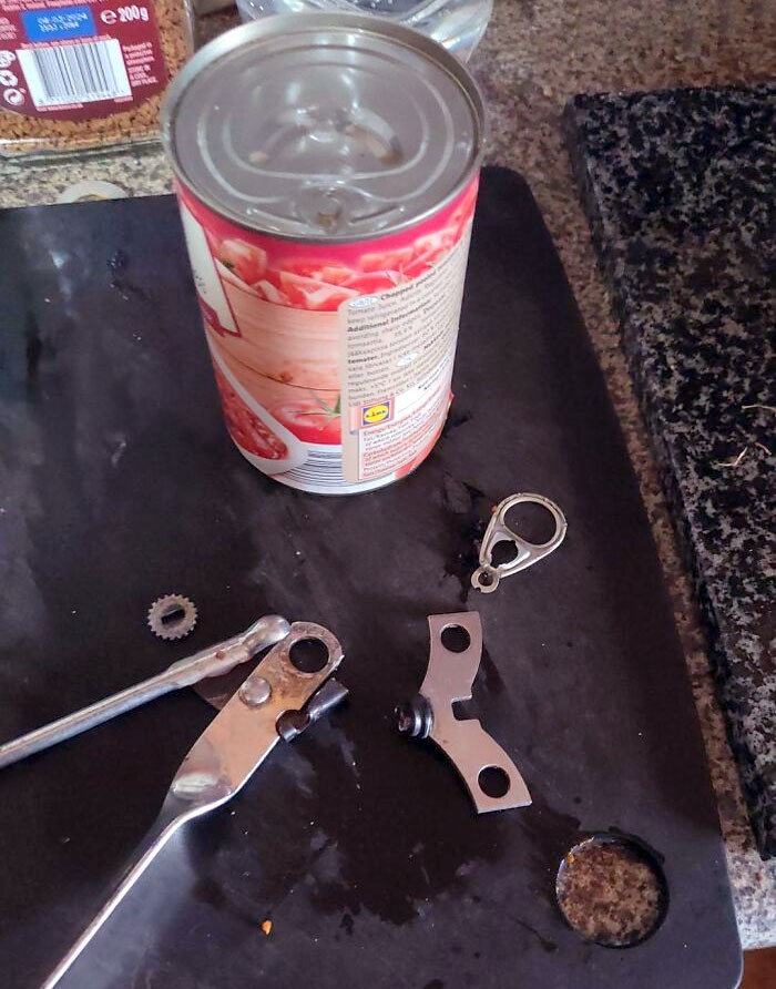Momen apes Apes! 10 Netizen Ini Alami Kejadian Mengecewakan Saat Makan