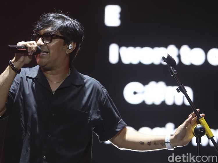 Ngakak Bareng Andre Taulany and Friends di Pestapora 2023