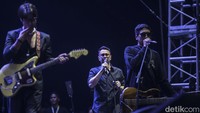 Deretan artis yang ikut menemani Andre Taulany adalah Dikta, Desta, Raffi Ahmad, dan Surya Insomnia.