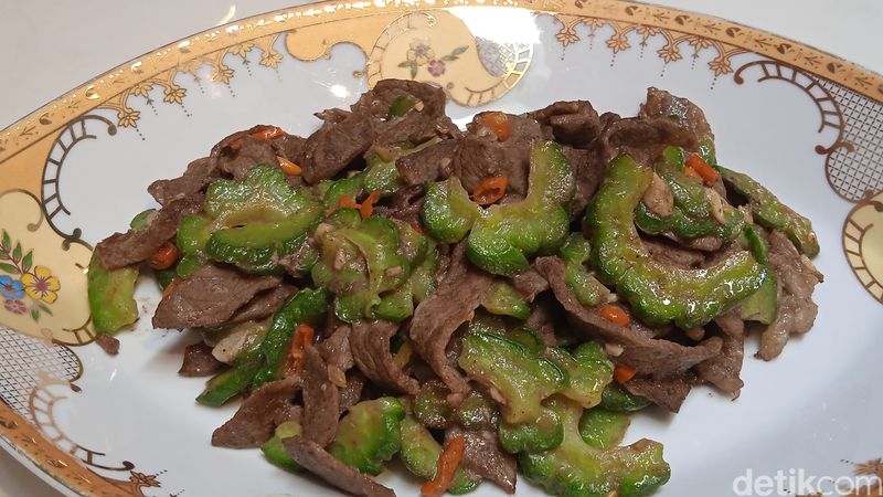 5 Tips Bikin Tumis Daging Pare Pedas yang Sederhana Tapi Nikmat